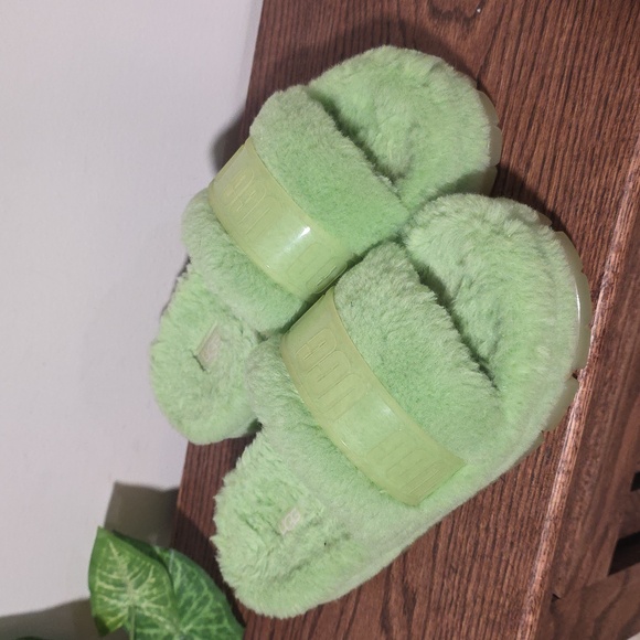 UGG Womens Fluffita Mint Lime 2.75" Platform Slipper Sandal Womens 8 - Picture 7 of 7